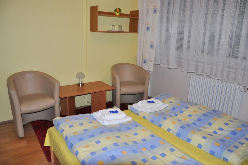 Hotel Komarov Brno Room photo